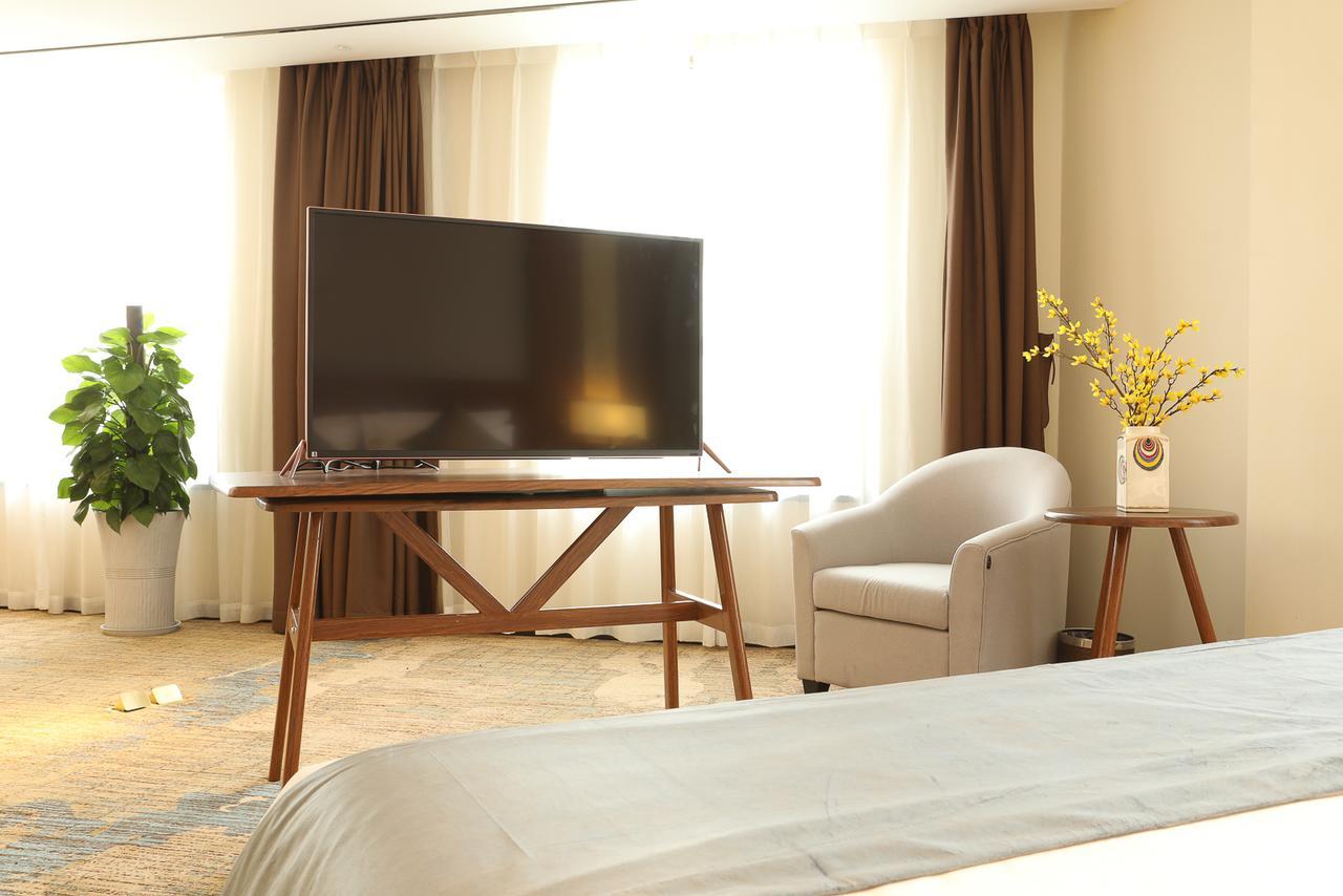 Zhi Hui Tang Feng Ze Hotel Чънду Екстериор снимка