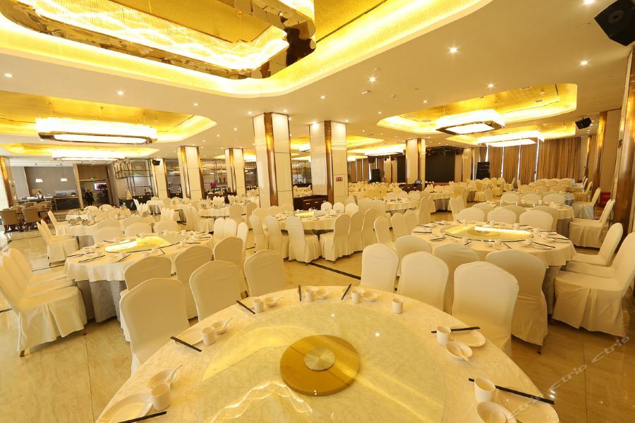 Zhi Hui Tang Feng Ze Hotel Чънду Екстериор снимка